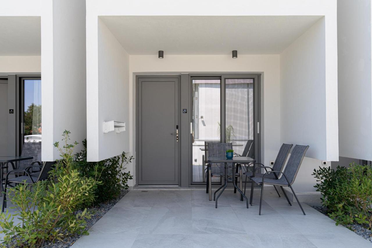 Mera Apartments Stavros  Eksteriør billede