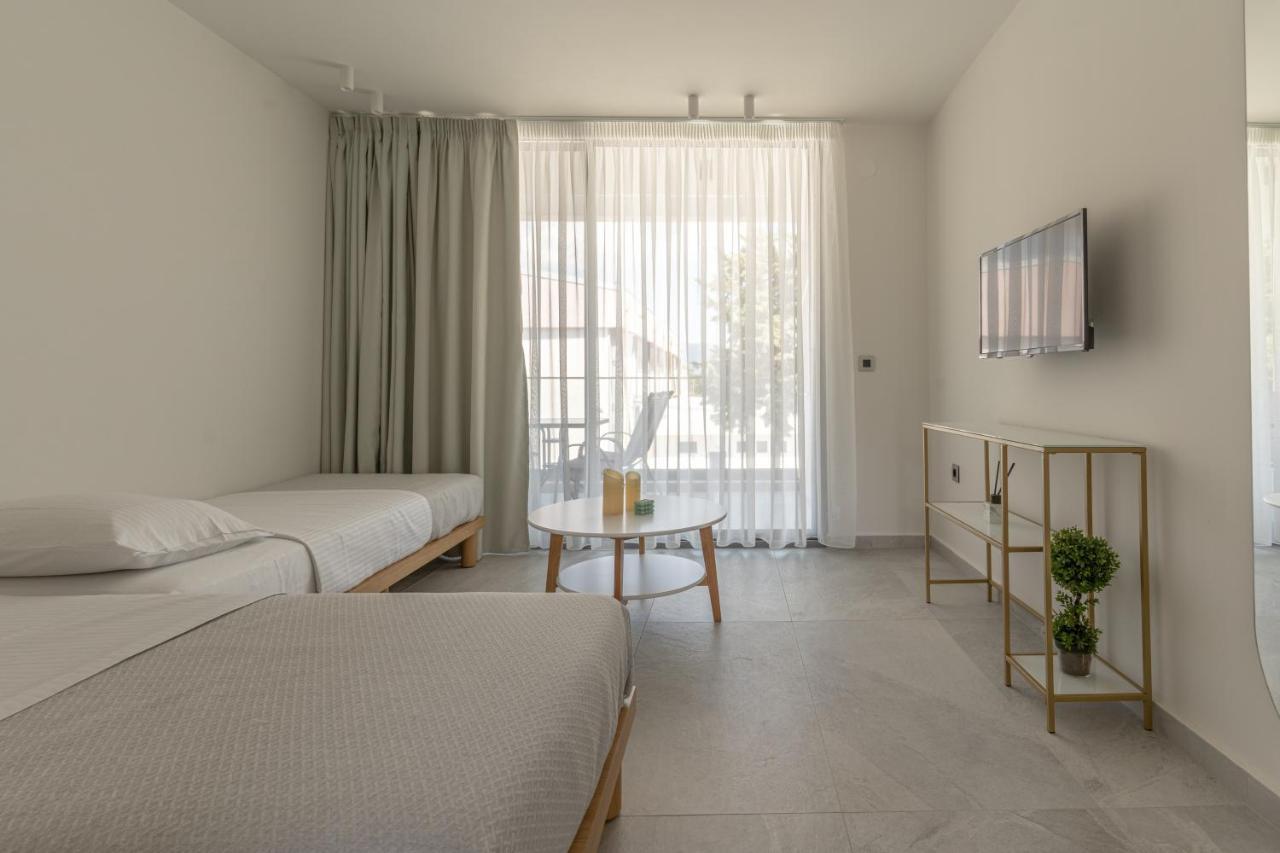 Mera Apartments Stavros  Eksteriør billede